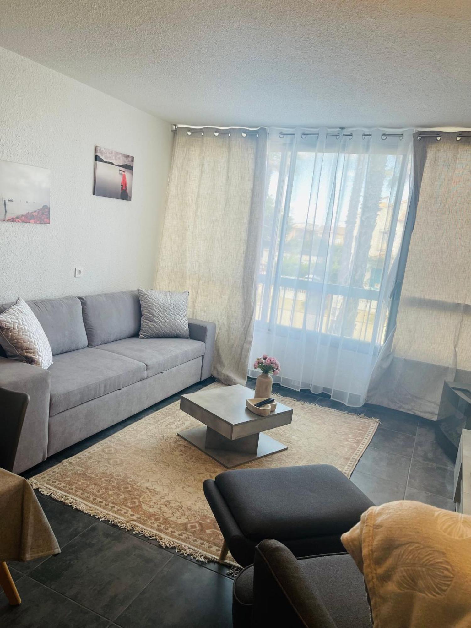 6 Couchages Apartment *